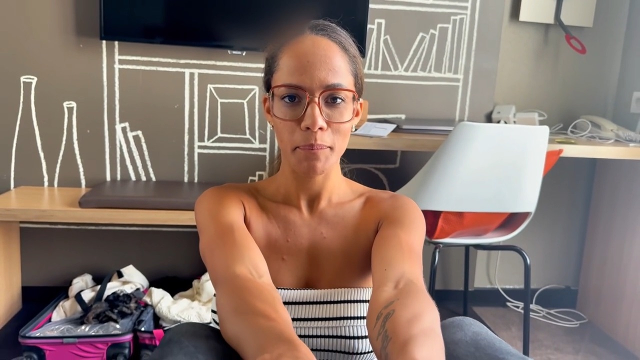 Diana Lawrence Sextape 98 con Jacques il Timido in Hotel Video Porno Leaks Borntobefuck