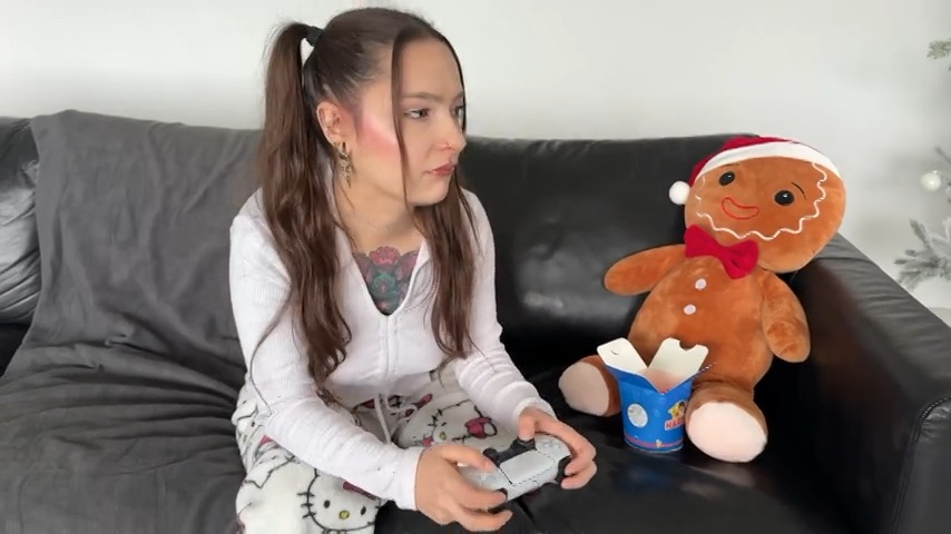 Mamie Donuts - Facilement Convaincue avec une Bonne Bite - Jacquie Et Michel TV Vidéo Porno Leaks Borntobefuck