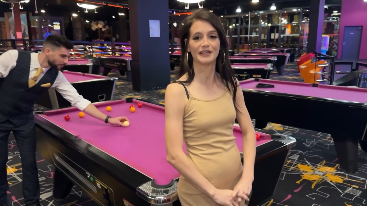 Tina Lachippie - 30 Años - Quería Jugar con Dos Rabos Particulares - Jacquie Et Michel TV Vídeos Filtrados Borntobefuck
