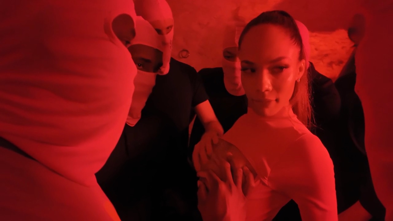 Diana Lawrence Sextape Gangbang pour Ses 30 Ans Vidéo Porno Leaks Borntobefuck
