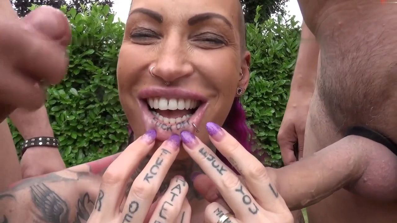 Saskia Farell È una Donna Olandese Tatuata Protagonista di un Film Molto Audace Video Porno Leaks Borntobefuck