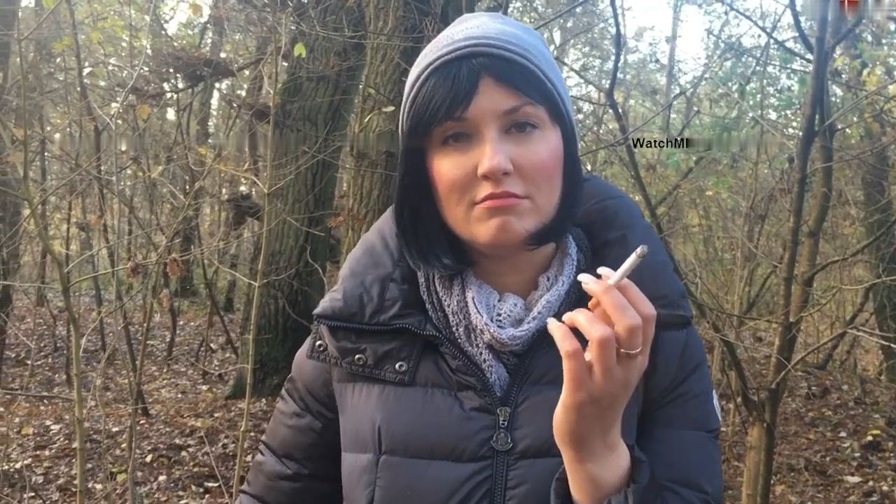 Miss Doertie Confronts Hidden Desires During An Outdoor In Smocking Porn Video Leaks Borntobefuck