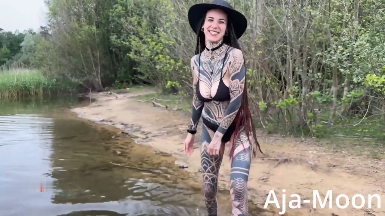 Aja Moon Incontra Molteplici Squirter al Lago per un po' di Grande Divertimento Video Porno Leaks Borntobefuck