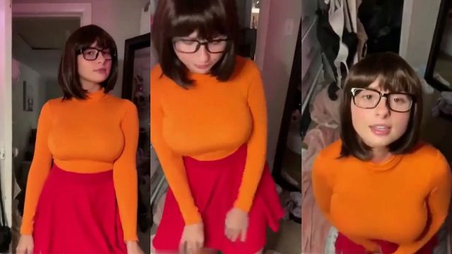 Brandy Renee Sextape Interpreta a la Traviesa Velma en Roleplay de Scooby Doo Vídeo Porno Filtrado Borntobefuck