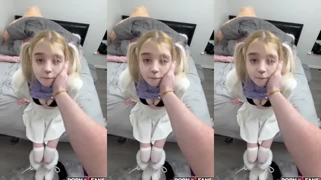 Linda Rubia Destrozada en Missionary Borntobefuck