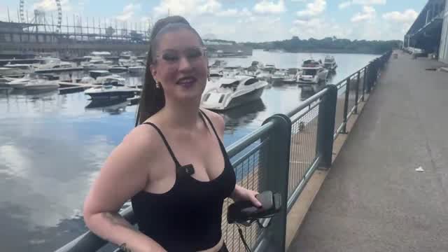 Miss Gamelin - 27 Ans - de Montréal - Jacquie et Michel TV Vidéo Porno Borntobefuck