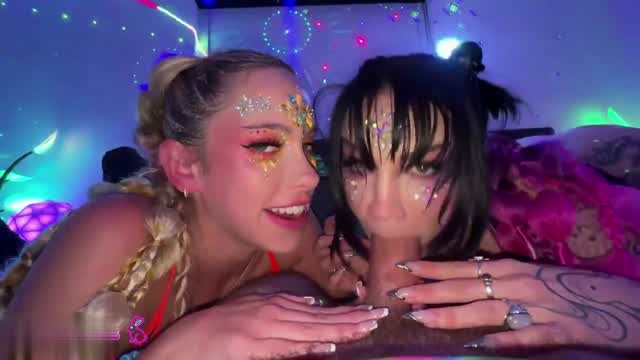 Khloe Kapri Sextape Threesome Si Fanno Scopare Dopo il Festival Video Porno Leaks Borntobefuck