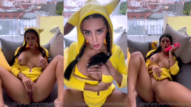 Maria Alejandra Quintero Nua Masturbação com Moletom de Pikachu Vídeo Pornô Vazado Borntobefuck