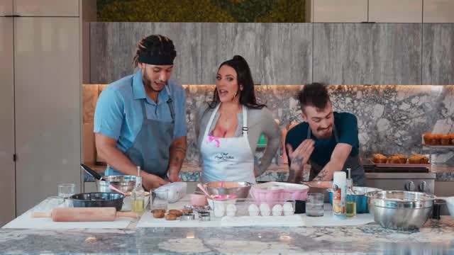 Angela White Sextape Threesome During Coocking Porn Video Borntobefuck